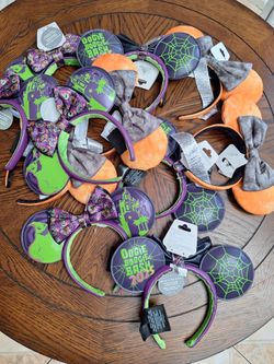 NEW DISNEYLAND EARS