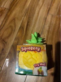 Pineapple squeezy