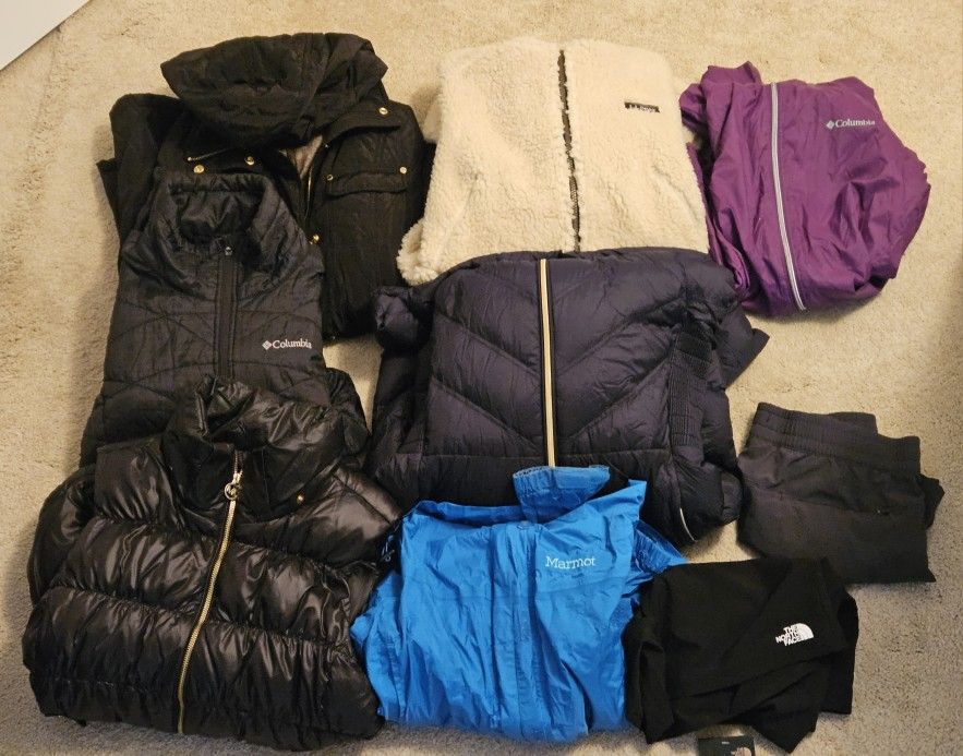 Women's Clothing Bundle! Sz 6-8/Med - Jeans, Athleisure, Jackets, MORE