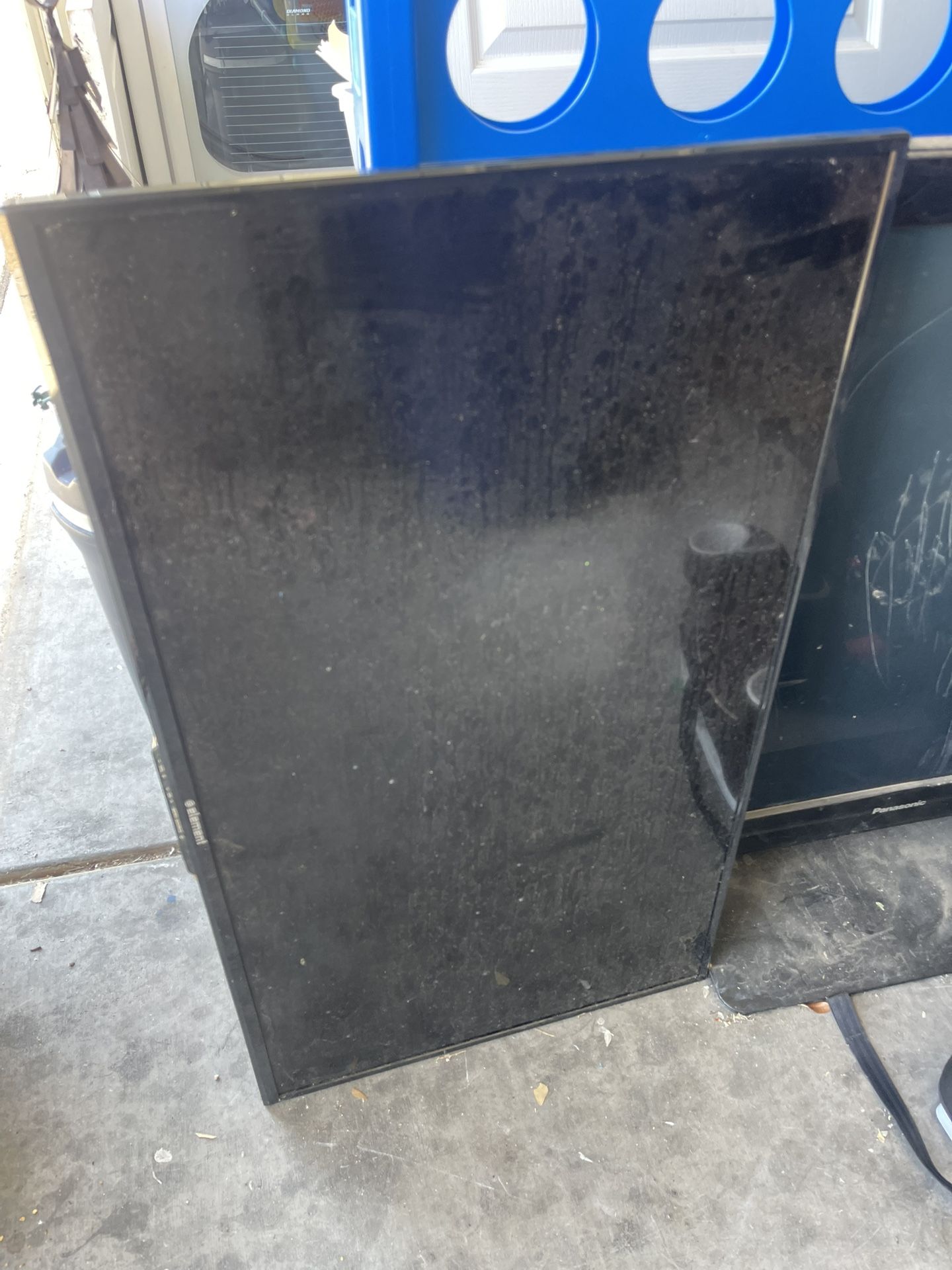 Mini Fridge....porch Puck Up
