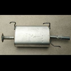New Nissan Sentra Exhaust Muffler 