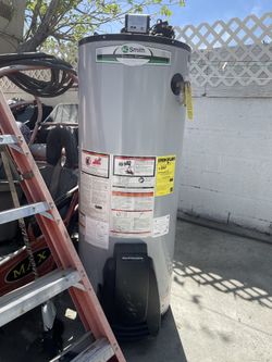 Almost New AO Smith Water Heater . 