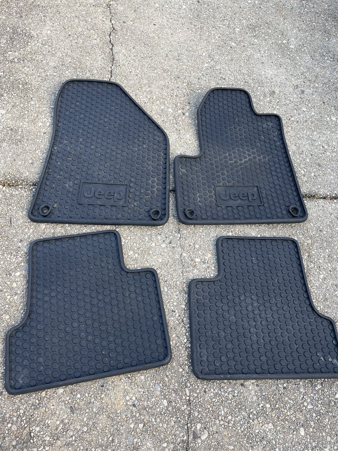 Jeep Cherokee All Weather Floor Mats