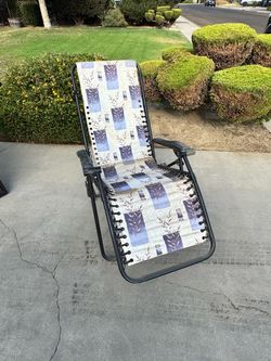 Zero gravity chair