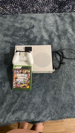 Xbox one S with GTA premium online edition with Mortal Kombat has power cable rechargeable battery included with the controller