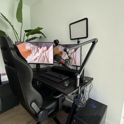 Selling My Entire PC Streaming Set Up Open To Negotiate 