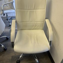 Office Chairs 