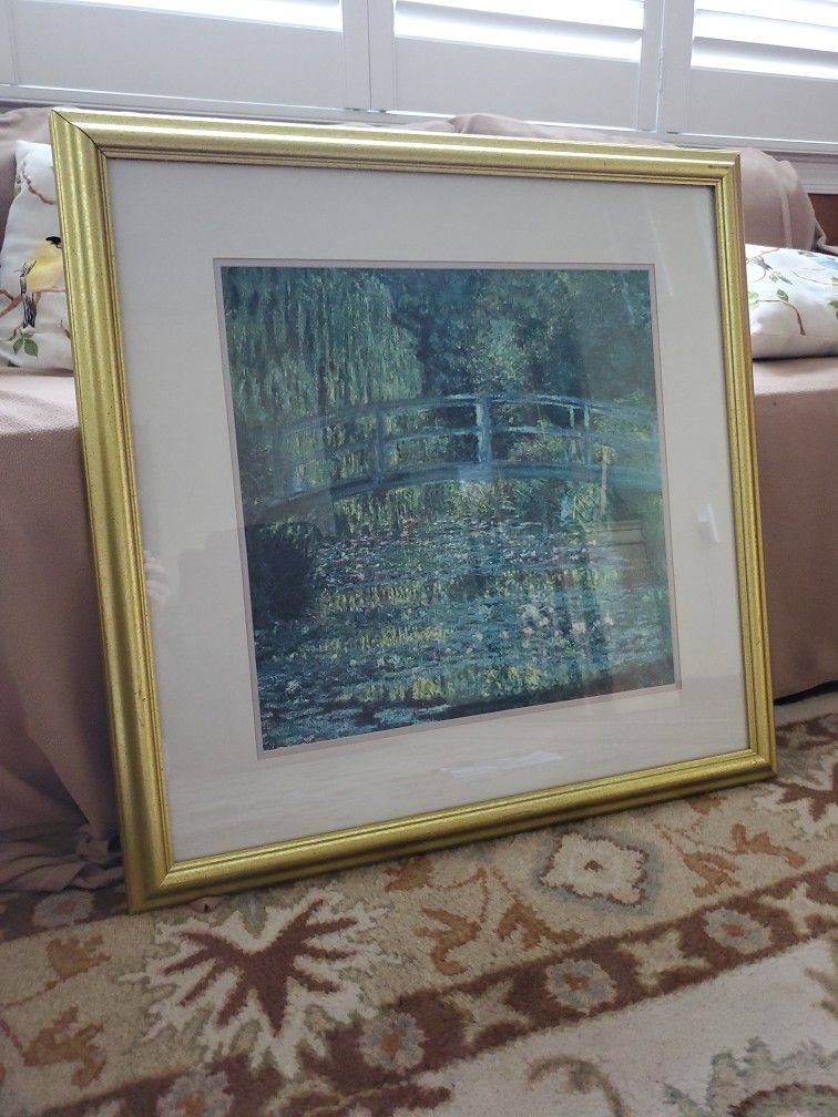 Paragon Picture Gallery