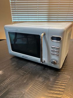 Retro Microwave Oven