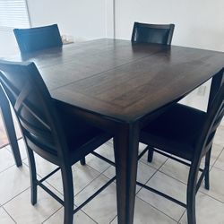 Dining Table With 4 Chairs 