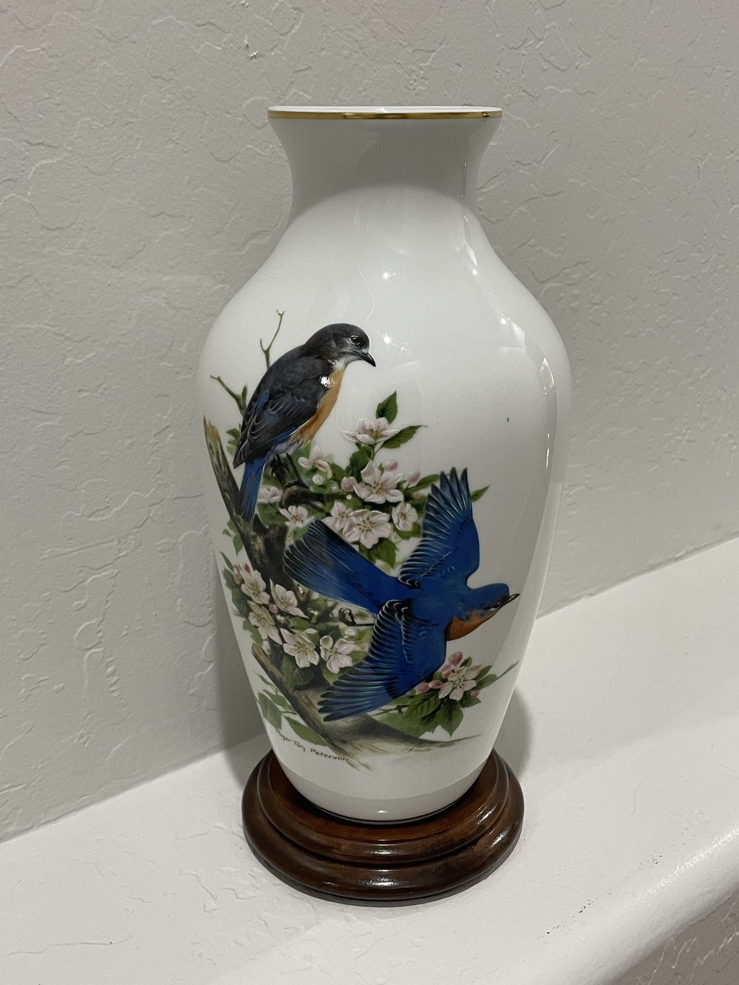 Vintage Kaiser Bluebirds Vase