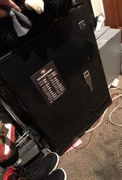 Kenmore fridge (mini)