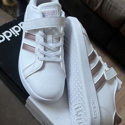 tenis nuevos p nińa talla 3 