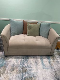 Loveseat