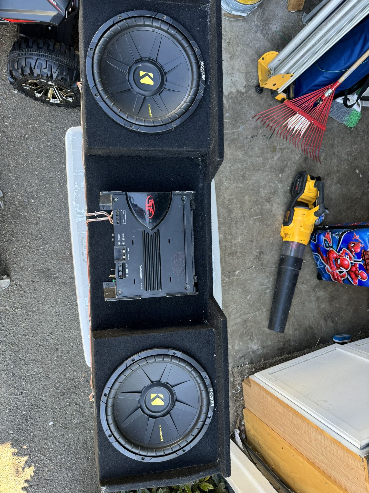 12” Kicker Subs Amp And Box