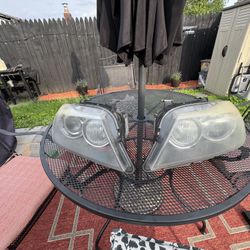 E90 Xenon headlights (pair)