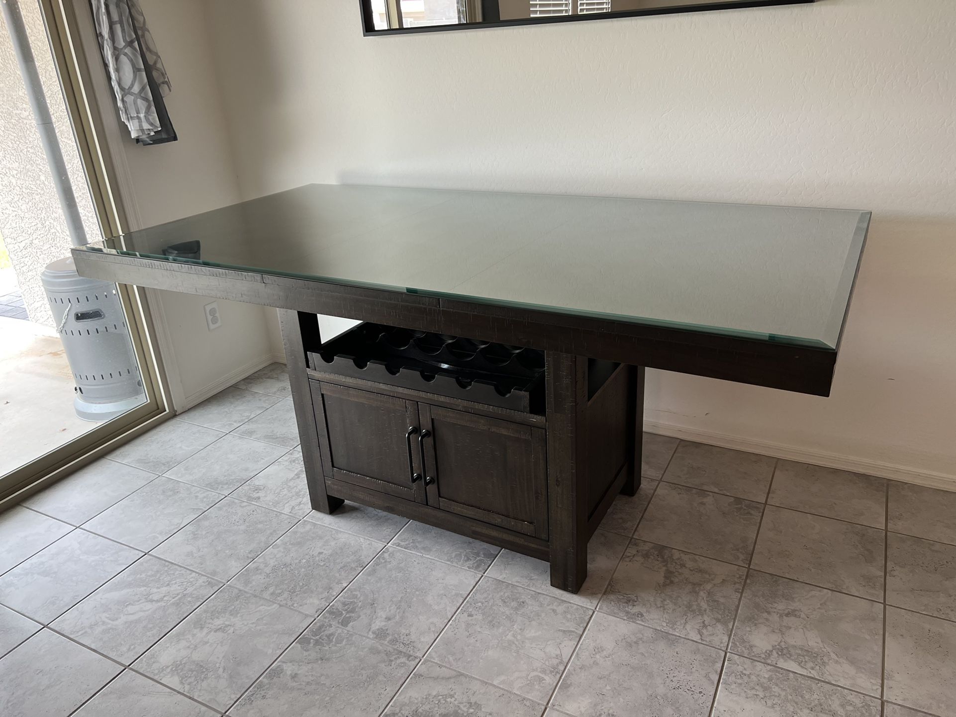 Dinning Table