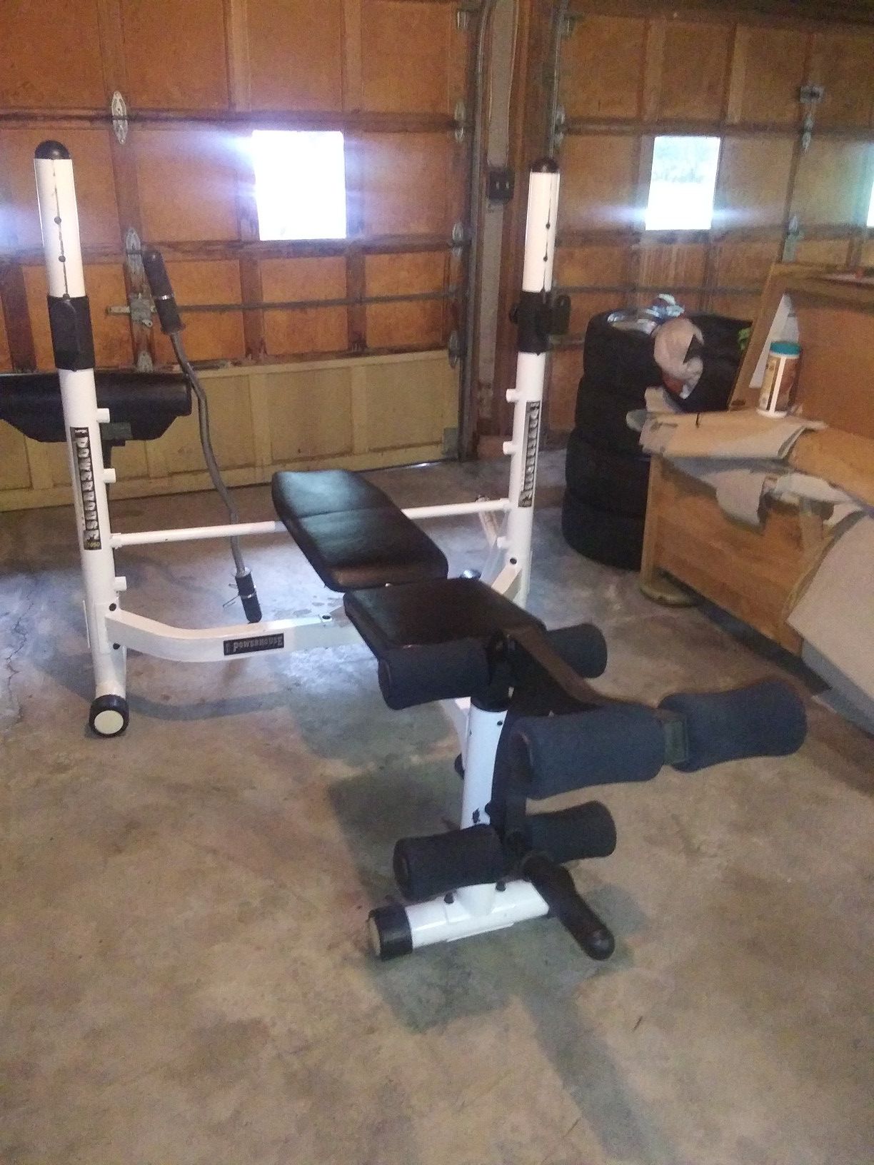 MPEX Powerhouse weight bench w/ preacher curl attachment and bar for ...