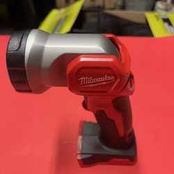 M18 18-Volt Cordless 100 Lumens LED Flashlight 