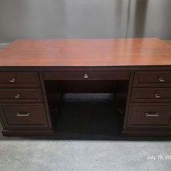 Executive Double Ped Desk / New Home Or Office Real Wood