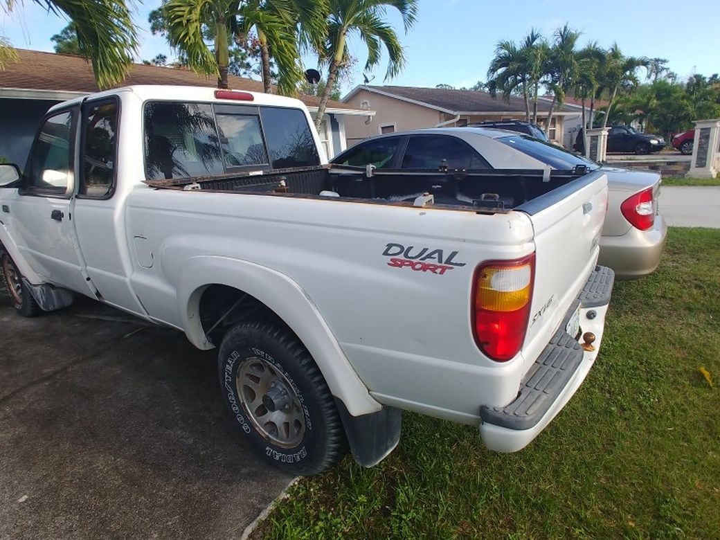 2001 Mazda B-Series Pickup