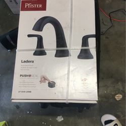 Pfister 2handle bathroom faucet