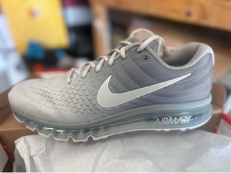 Nike Airmax 2017 Sz 12 mens