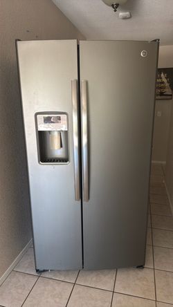 GE Side-by-Side Stainless Steel Refrigerator