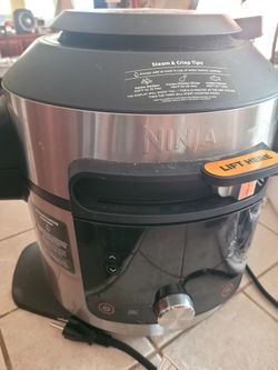 Ninja. Pressure cooker and air fryer