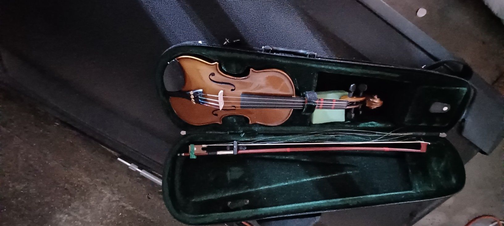 ACUSTIC VIOLIN