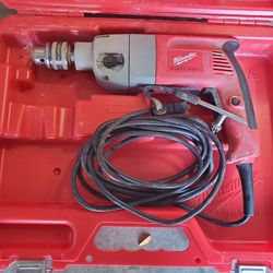 Milwaukee Heavy Duty 1/2" Hammer Drill W/Case