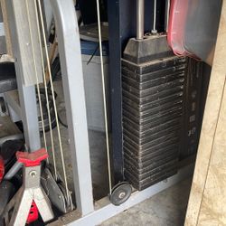 Bench With Multiple Weight Settings 