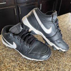 Youth Jordan Baseball Cleats