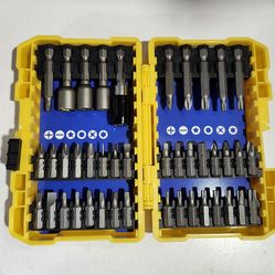 Brand NEW - 42pcs DeWalt Screwdriver Bit Set
