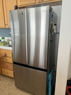 Refrigerator