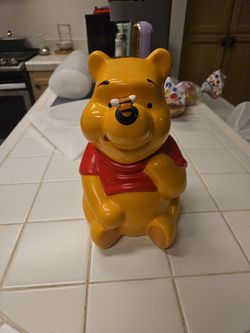 Winnie the Pooh Ceramic Cookie Jar