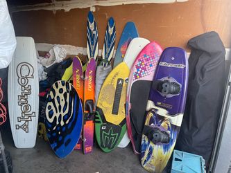 Skis wakeboard skimboards, Life jackets