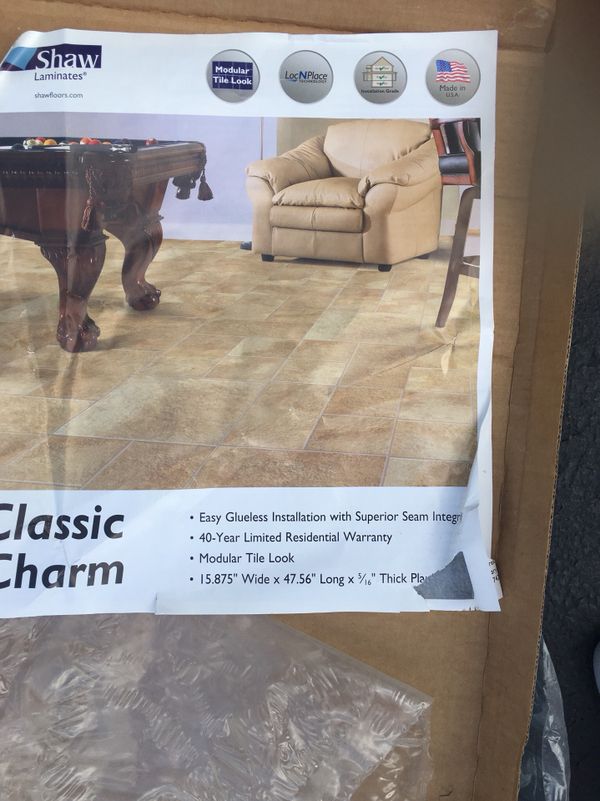 Laminate Flooring 3 Pieces For In Oswego Il Offerup