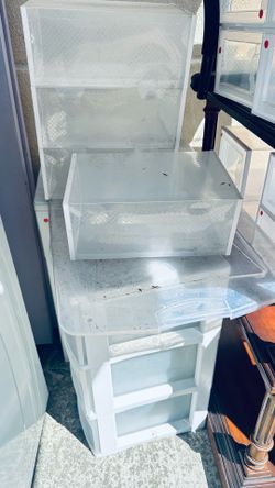 Shoe cases transparent