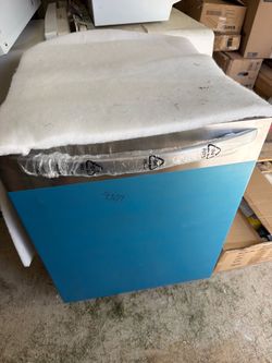 Dishwasher new- unused