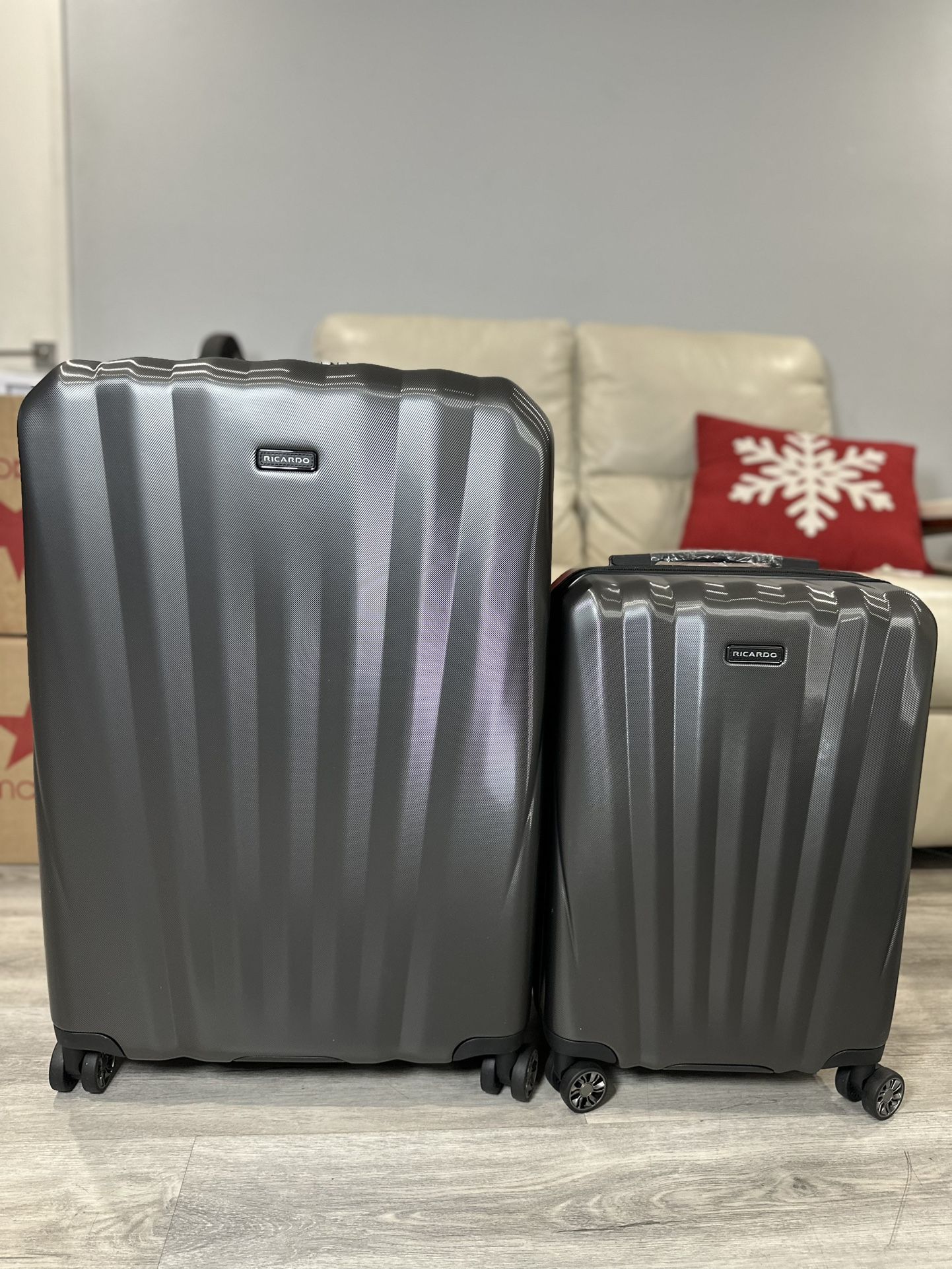 Ricardo Beverly Hills Hardside 2pc Set 