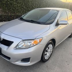 2010 Toyota Corolla Le 