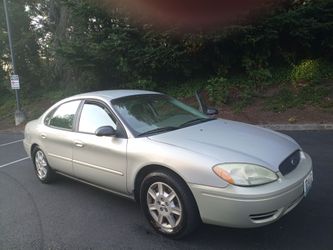2004 Ford Taurus