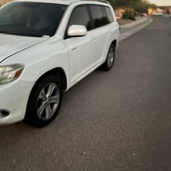08 Highlander Sport 