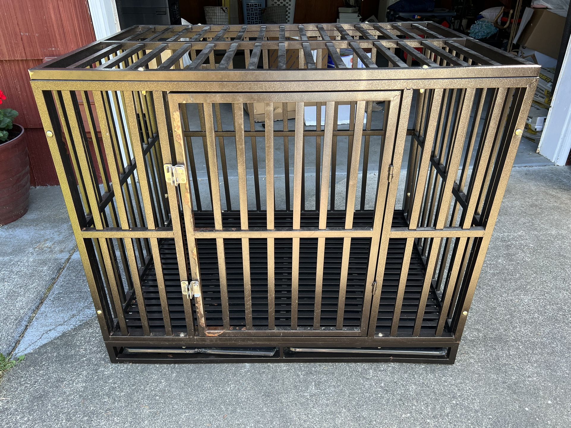 Extra Large Heavy Duty Dog Crate 