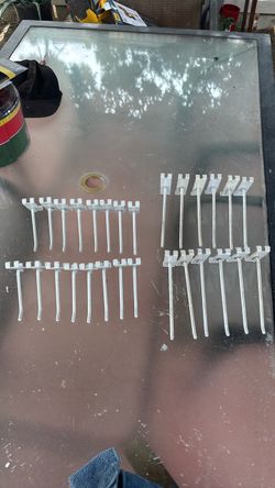 28 slatwall hooks 16, 6 inches and 12, 10 inches