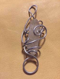 Quartz crystal wire wrap pendant