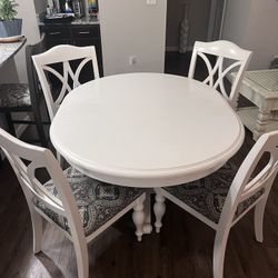 White Kitchen Table with 4 Chairs 