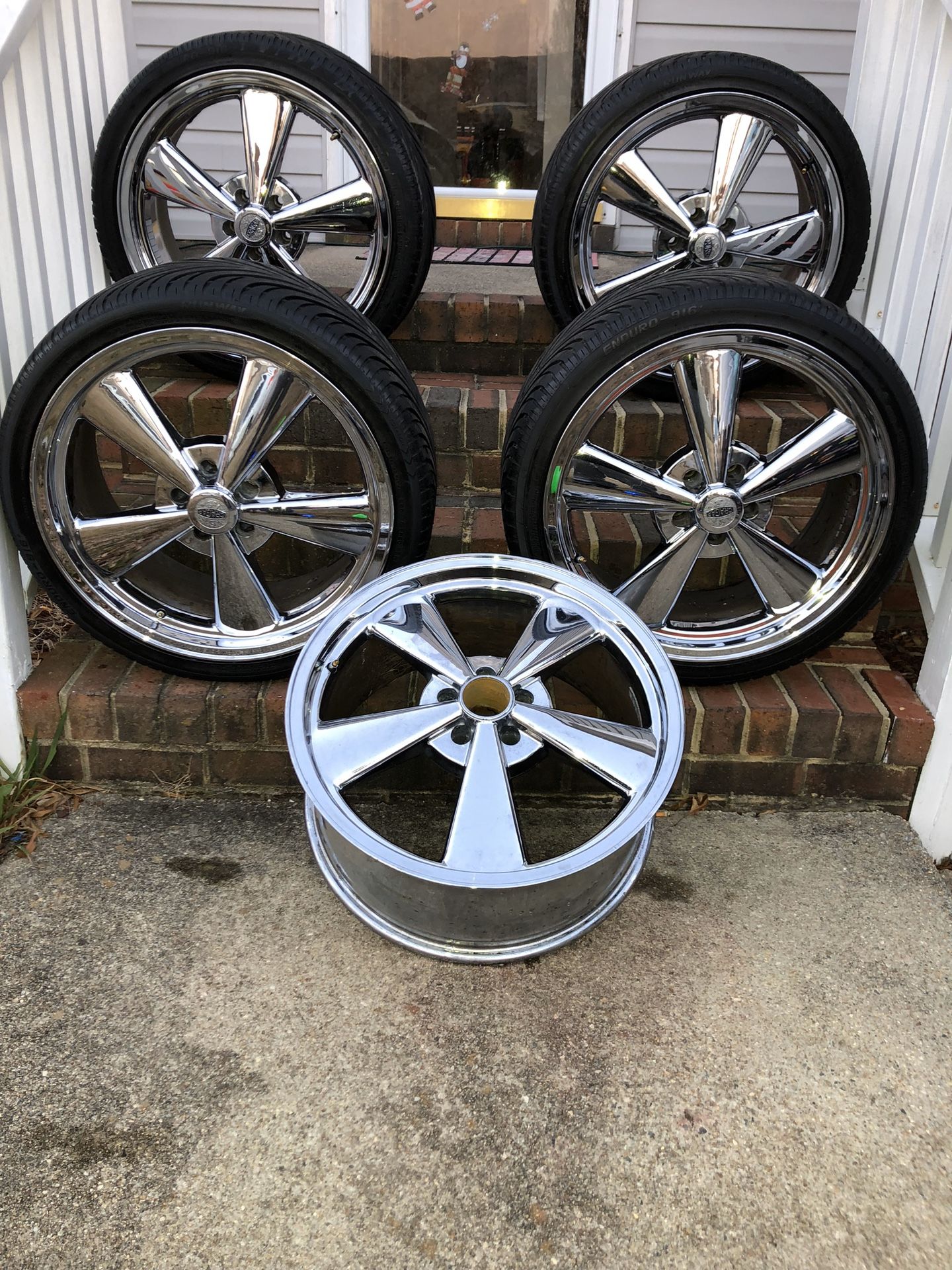 Cragar 20” Rims/Wheels