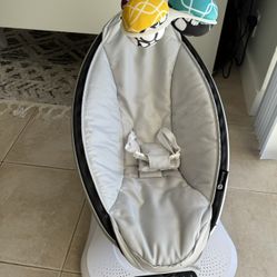 Mamaroo Baby Swing 